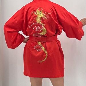 Vintage 70’s Traditional Japanese Embroidered Dragon Satin Belted Robe Kimono